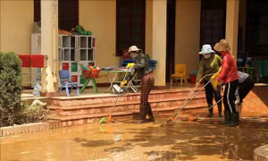 Nước trên các sông tại Quảng Bình đang xuống nhanh