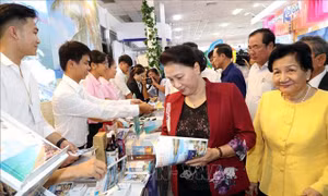 Chủ tịch Quốc hội dự khai mạc Hội chợ Du lịch Quốc tế Cần Thơ 2019