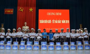 Lễ khởi động Chương trình 'Xuân biên giới - Tết hải đảo năm 2019'