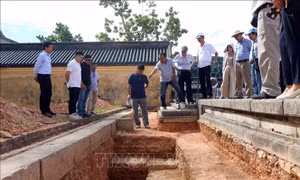 Công bố kết quả khai quật khảo cổ học nền Điện Cần Chánh