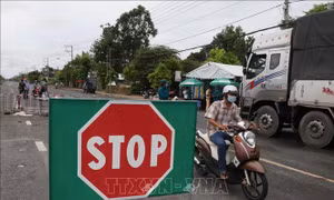 Hậu Giang khuyến nghị người dân không tự phát về quê bằng phương tiện cá nhân
