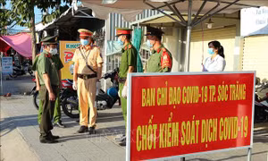 Sóc Trăng đình chỉ công tác Chủ tịch UBND xã do lơ là trong phòng, chống dịch COVID-19