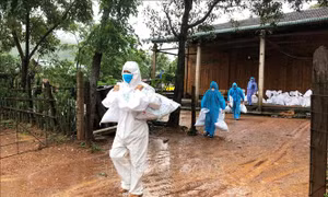 Hỗ trợ đồng bào dân tộc vùng biên giới trong khu vực giãn cách xã hội