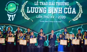 Tôn vinh 56 nhà nông trẻ xuất sắc nhận Giải thưởng Lương Định Của lần thứ XV