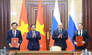 Hai Thủ tướng Việt Nam và Nga chứng kiến Lễ ký kết Hiệp định về hợp tác xây dựng Nhà máy điện hạt nhân