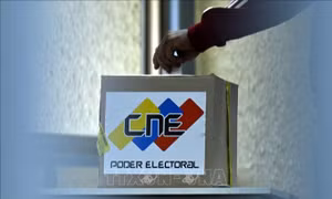 Venezuela triệu hồi phái bộ ngoại giao ở một số quốc gia