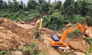 Phú Yên: Cơ bản khắc phục sạt lở, đảm bảo thông xe trên Quốc lộ 19C