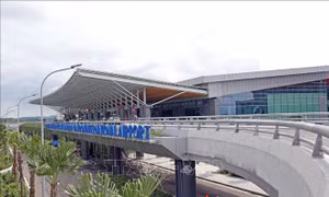 Cần tính toán thận trọng quy hoạch phát triển sân bay