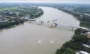 Hợp long cầu nối Đồng Nai - Bình Dương