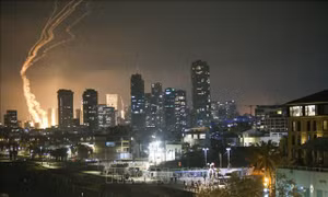 Căng thẳng Israel - Iran: Thái Lan kêu gọi công dân trở về nước ngay lập tức