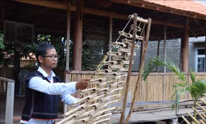 Người truyền cảm hứng cho đồng bào Bahnar làm du lịch