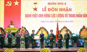 Thủ tướng Lê Minh Hưng: Quân khu 4 viết tiếp trang sử hào hùng, bảo vệ vững chắc đất nước Việt Nam thân yêu