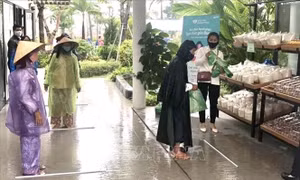 Giúp người nghèo giảm bớt gánh nặng mưu sinh