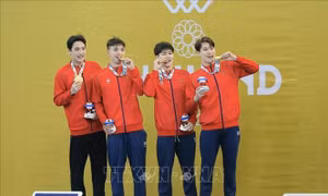 SEA Games 33: Bơi Việt Nam tiếp tục 'gặt' huy chương Vàng
