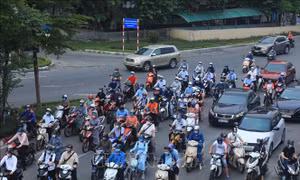 Bộ Công an kiến nghị thực hiện lộ trình kiểm soát khí thải của phương tiện
