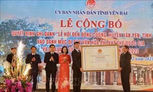 Lễ công bố ghi danh Lễ hội đền Đông Cuông vào danh mục Di sản Văn hóa phi vật thể Quốc gia