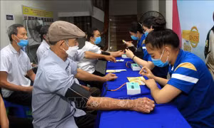 Vận động xã hội chung tay chăm sóc sức khỏe người cao tuổi​