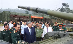 Tổng Bí thư: Binh chủng Tăng thiết giáp phải thật sự xứng đáng là lực lượng đột kích mạnh