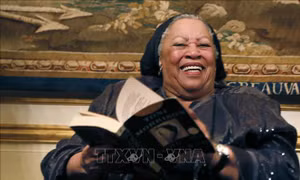 Vĩnh biệt nữ nhà văn da màu Toni Morrison