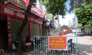 Xét nghiệm sàng lọc diện rộng cho người dân TP Thanh Hóa