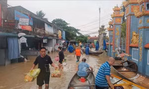 Xuất cấp lương thực, vật tư dự trữ quốc gia hỗ trợ thành phố Huế