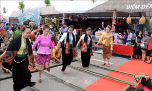 Khai mạc các hoạt động Ngày hội Văn hóa các dân tộc Tây Bắc