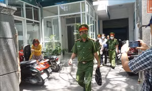 Khởi tố, khám xét nơi làm việc của Giám đốc CDC tỉnh Khánh Hòa