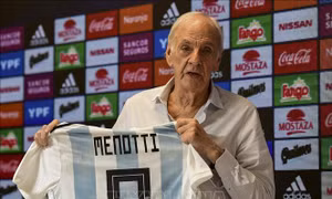 Vĩnh biệt HLV huyền thoại đưa bóng đá Argentina tới đỉnh vinh quang