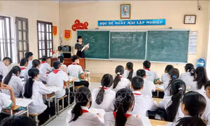 Bộ Giáo dục và Đào tạo bác thông tin Lịch sử là môn tự chọn ở cấp Trung học phổ thông