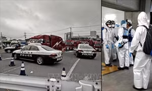 Xuất hiện chất lỏng lạ trên tàu điện ở Nhật Bản, hai người phải nhập viện