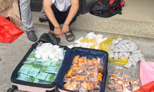 Khởi tố, bắt giam đối tượng vận chuyển gần 18 kg ma túy