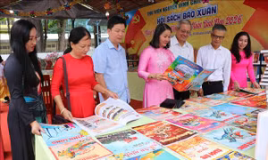 Vĩnh Long khai mạc Hội sách, báo Xuân 2026