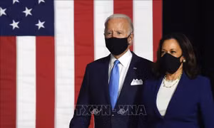 Đảng Dân chủ lo chiến lược tranh cử của ứng viên Biden quá an toàn