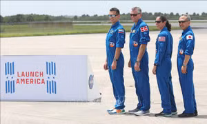 Tàu vũ trụ của SpaceX đưa phi hành đoàn thứ 7 lên ISS