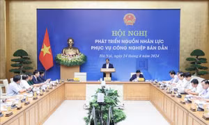 Thủ tướng chủ trì Hội nghị về phát triển nguồn nhân lực phục vụ công nghiệp bán dẫn