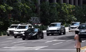 Phí sở hữu cao kỷ lục khiến ô tô trở thành giấc mơ xa xỉ ở Singapore
