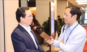 Bên lề Quốc hội: Giải bài toán nợ xấu, tăng sức đề kháng cho hệ thống ngân hàng
