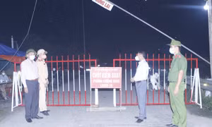 Tập trung kiểm soát ổ dịch COVID-19 tại huyện Ý Yên, Nam Định