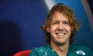 Tay đua cự phách Sebastian Vettel tuyên bố từ giã đường đua F1