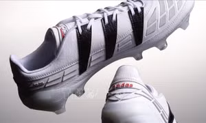 Adidas ra mắt bộ sưu tập giày đá bóng phong cách hoài cổ