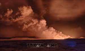 Vụ núi lửa phun trào tại Iceland: Dung nham thiêu rụi một số ngôi nhà