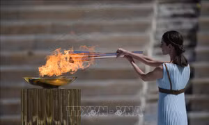 Nhật Bản hủy triển lãm Ngọn đuốc Olympic do dịch COVID-19