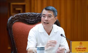 Thủ tướng Lê Minh Hưng làm việc với lãnh đạo các bộ về phát triển công nghệ chiến lược