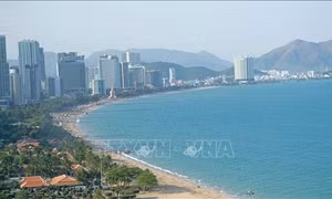 Khánh Hòa phát động đợt thi đua cao điểm chào mừng Đại hội đại biểu Đảng bộ tỉnh lần thứ XVIII