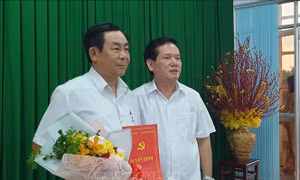 Trà Vinh công bố các quyết định của Ban Chấp hành Trung ương