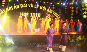 Khai mạc 'Ngày hội Áo dài và Lễ hội Ẩm thực Huế năm 2020'