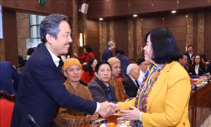 Hà Nội: Gặp mặt đại biểu văn nghệ sỹ, trí thức, chức sắc tôn giáo