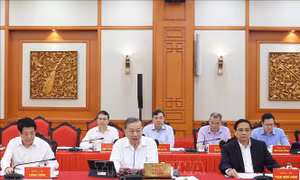 Kết luận số 191-KL/TW: Tiếp tục tăng cường lãnh đạo, chỉ đạo công tác tổ chức đại hội đảng bộ các cấp