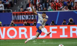 EURO 2024: Trợ thủ cho những siêu phẩm sút xa đẳng cấp