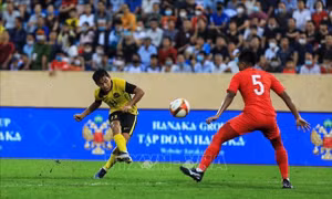 U23 Singapore và U23 Malaysia chia điểm trong thế trận đôi công hấp dẫn